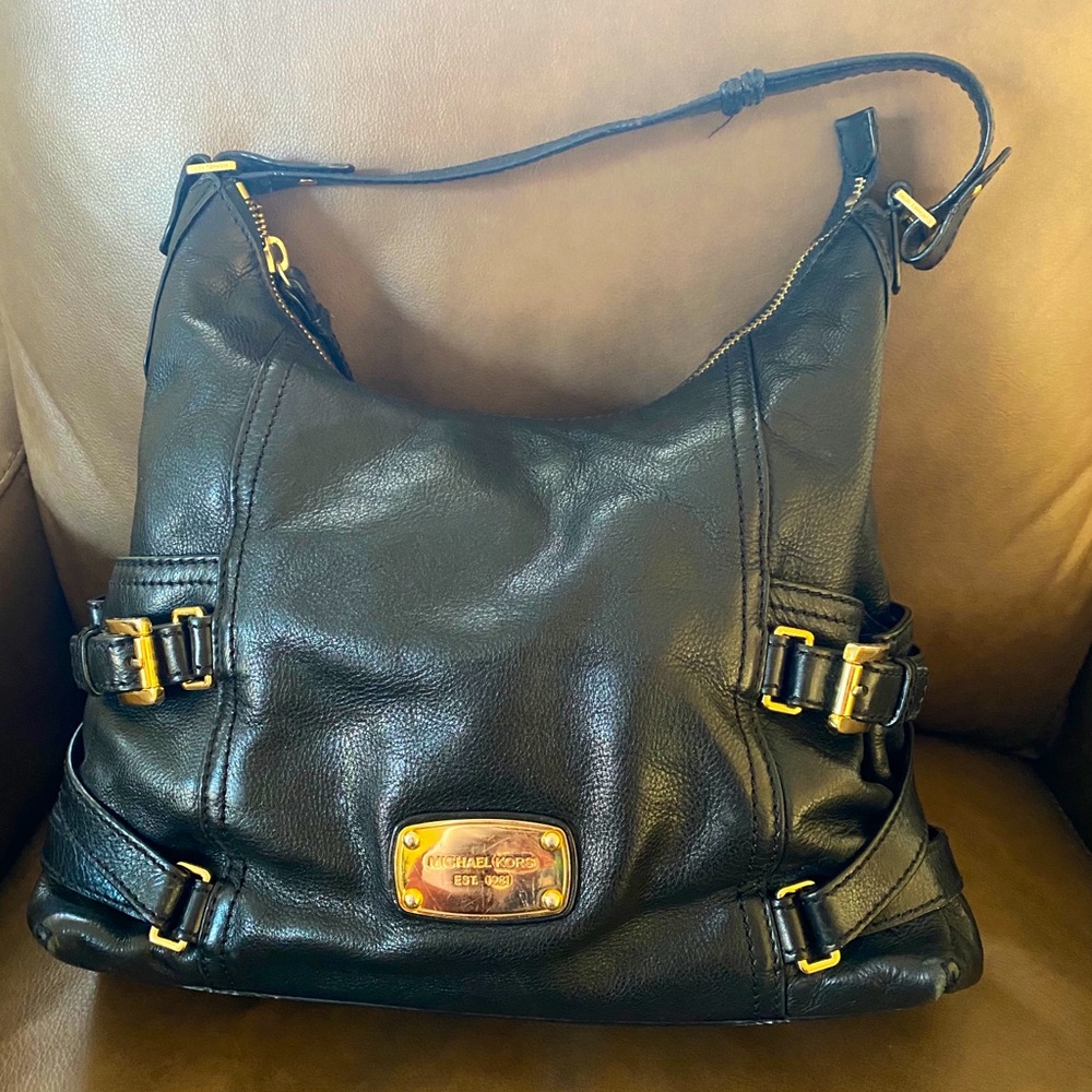Michael Kors black leather purse